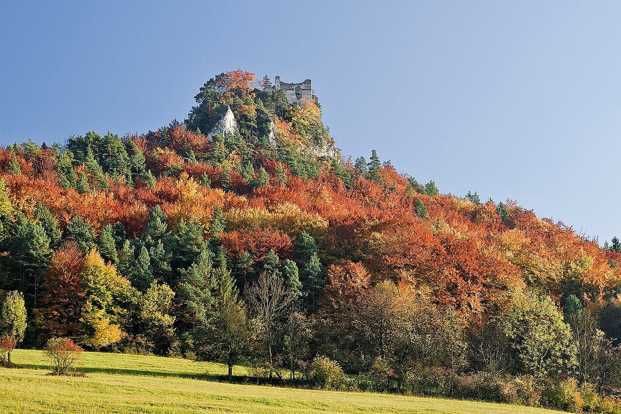 Hričov Castle — Slovakia castle