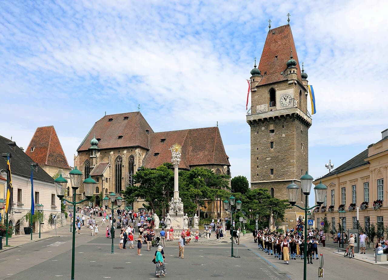 Burg Perchtoldsdorf — Austria castle