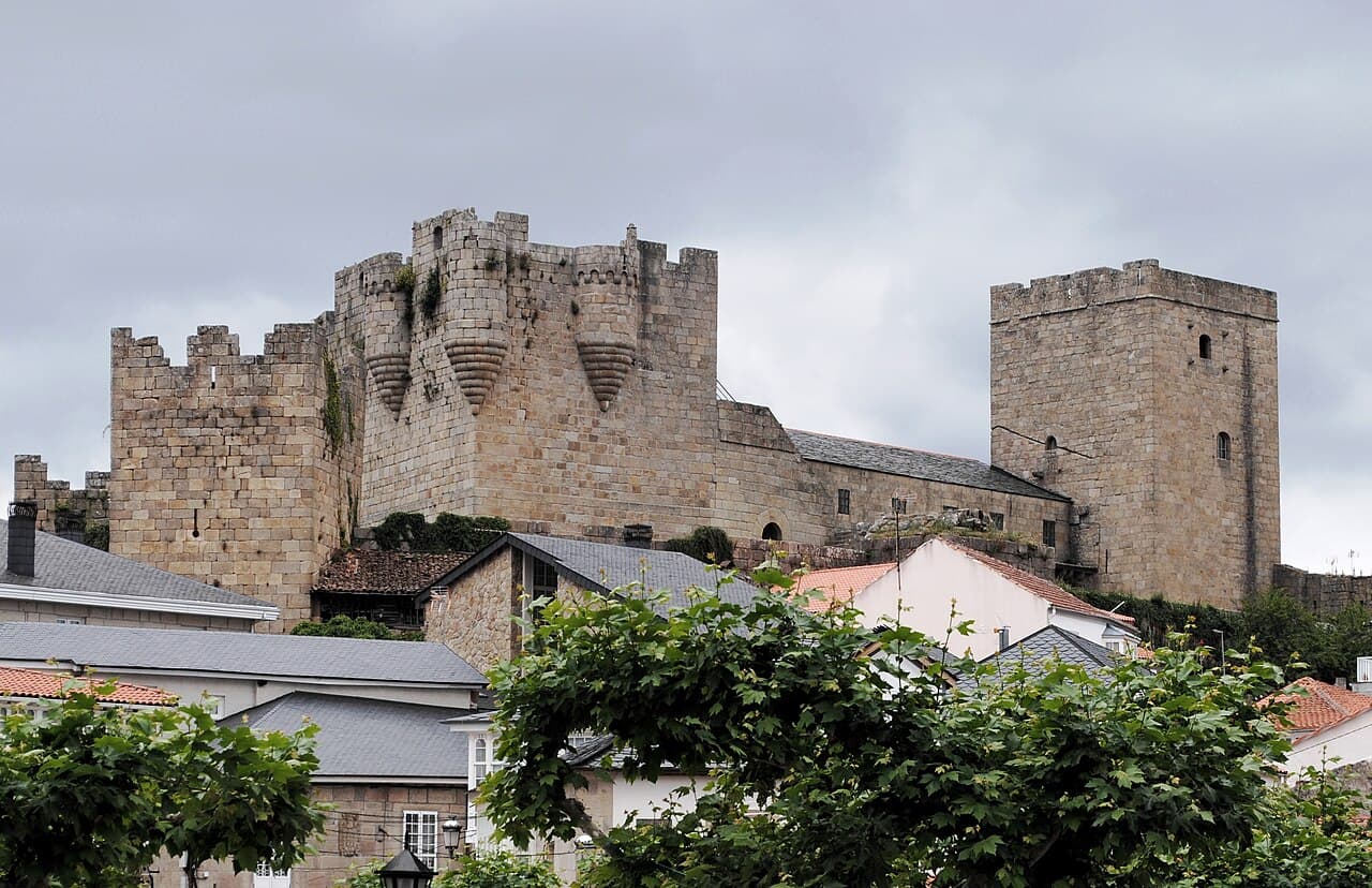 Castro Caldelas Castle — Spain castle