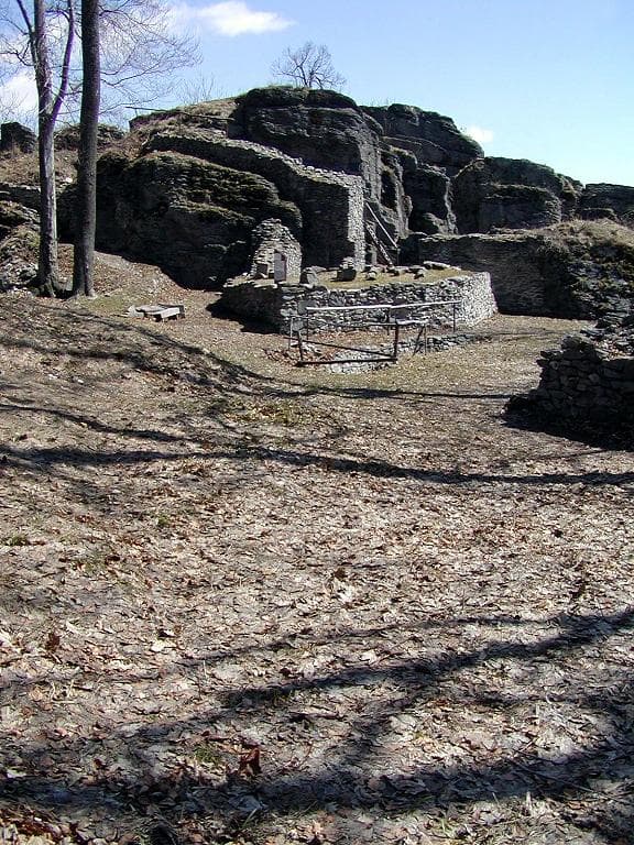 Sitno Castle Ruins — Slovakia castle