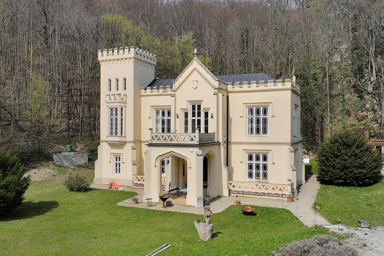 Schloss Merkenstein — Austria castle