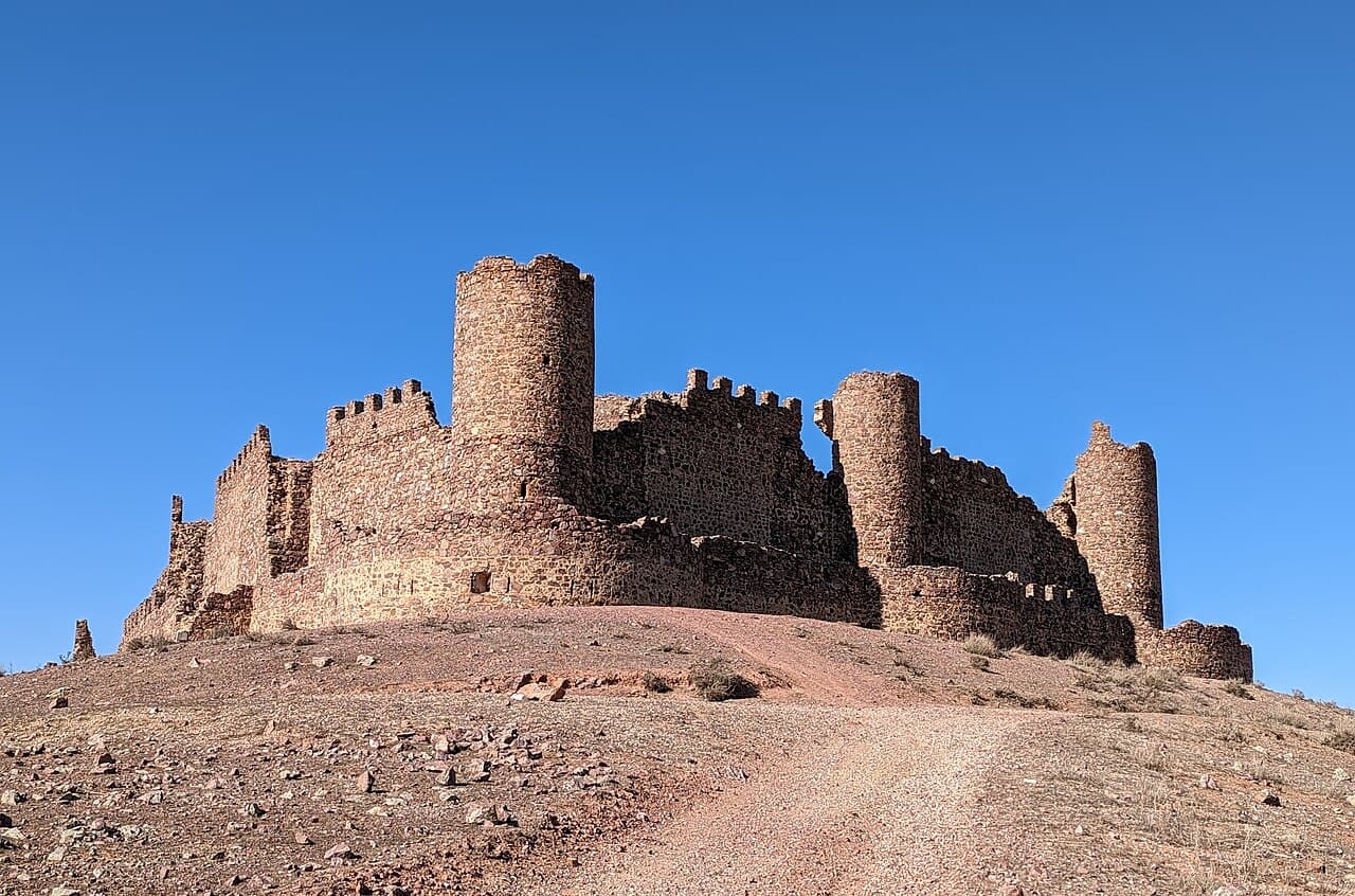 Almonacid de Toledo Castle — Spain castle