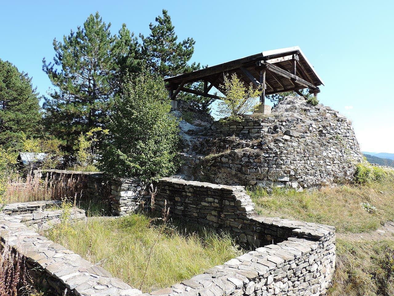 Tsepina — Bulgaria castle
