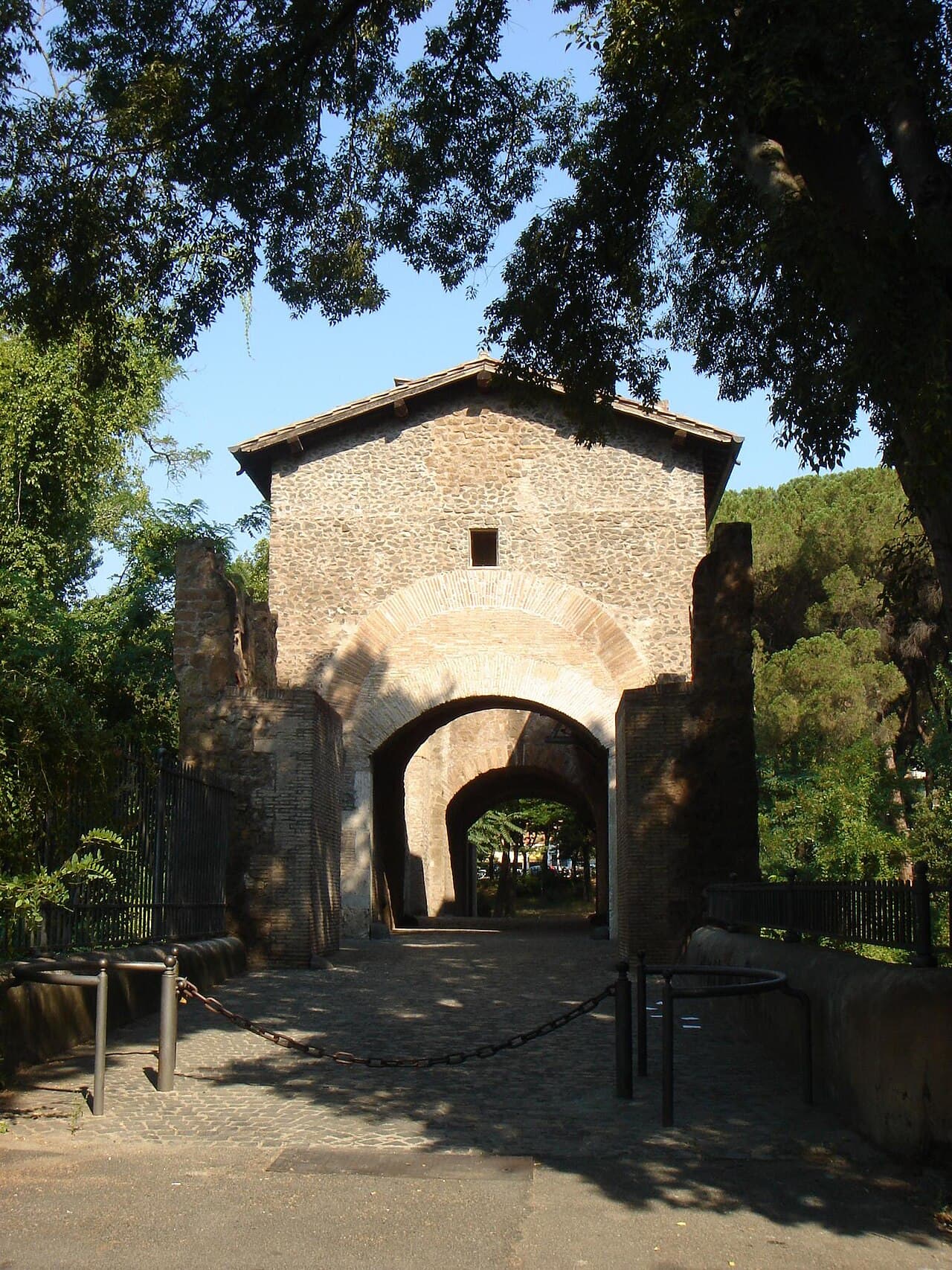 Ponte Nomentano — Italy castle