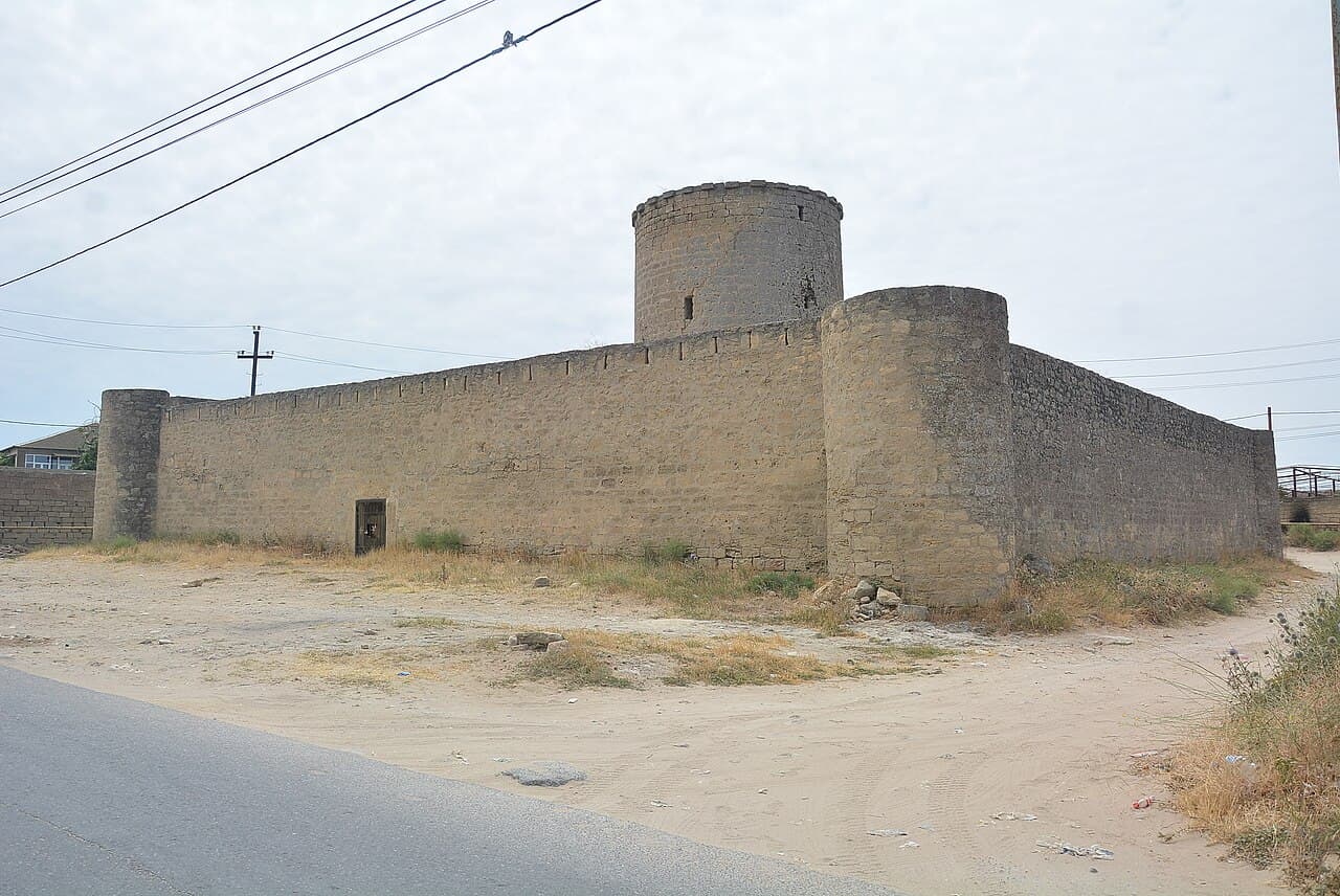 Nardaran Fortress — Azerbaijan castle