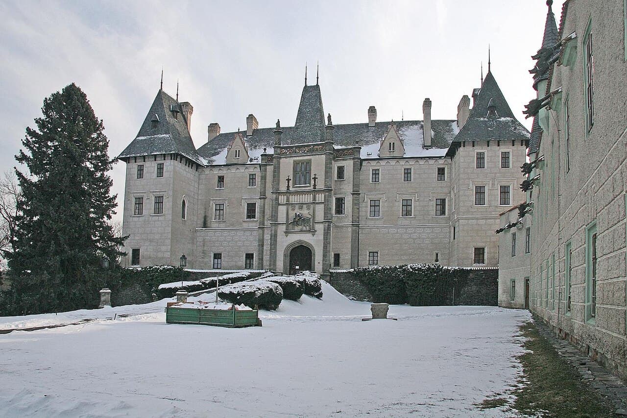 Zleby Castle — Czech Republic castle