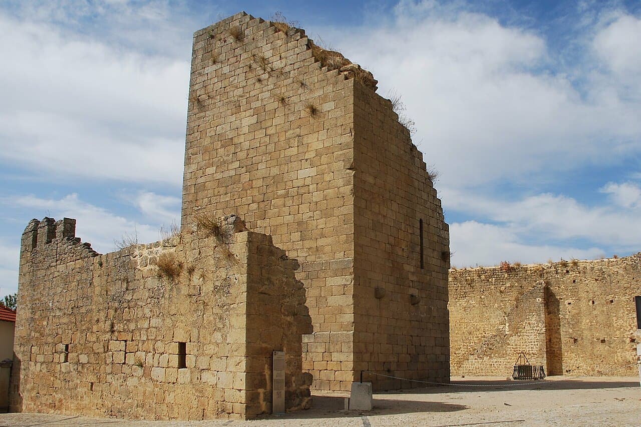 Castle of Miranda do Douro — Portugal castle