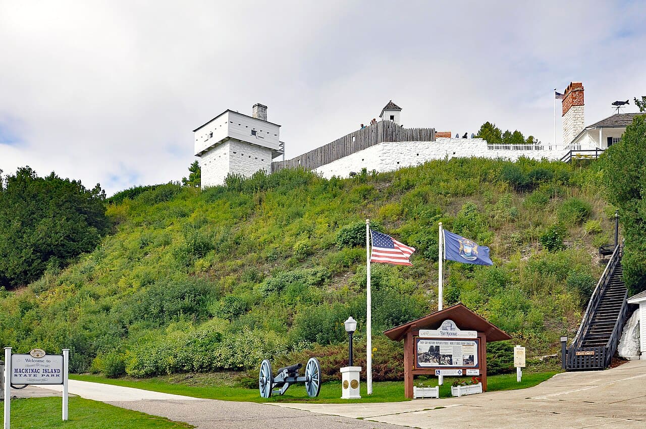 Fort Mackinac — United States of America castle
