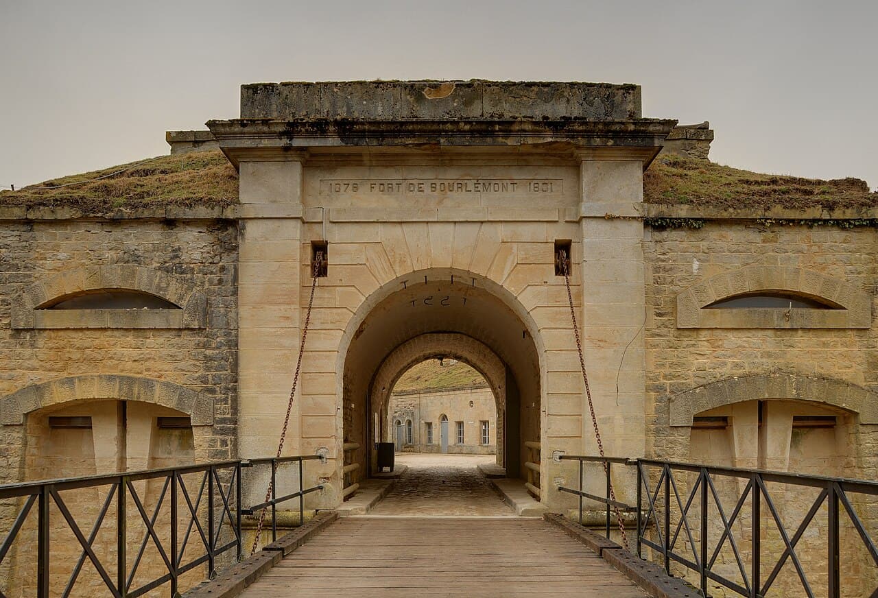Fort de Bourlémont — France castle