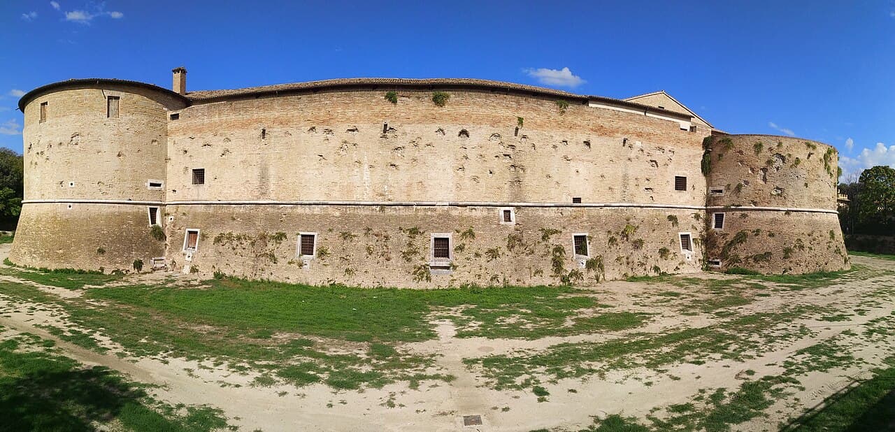 Rocca Costanza — Italy castle