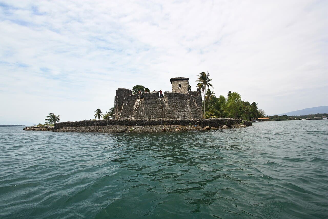 Castillo de San Felipe de Lara — Guatemala castle