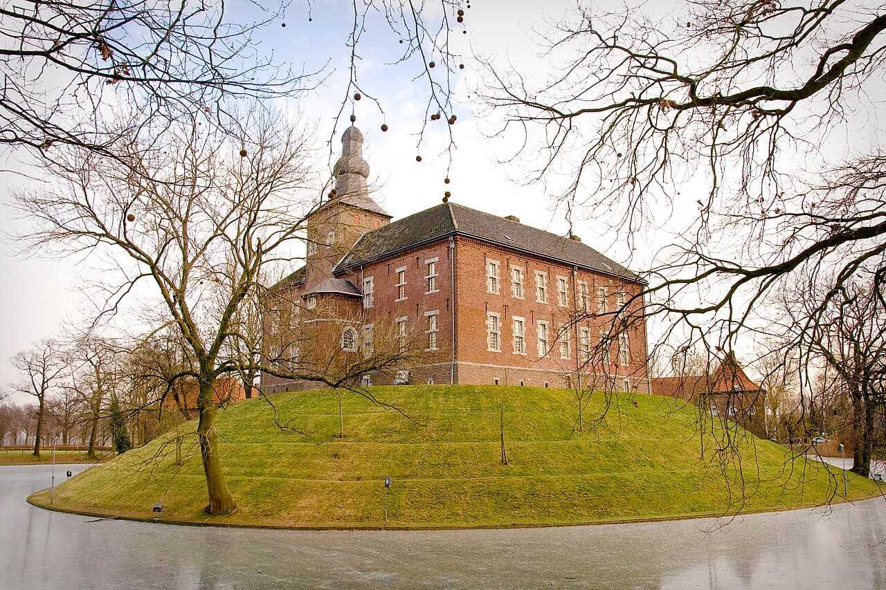 Limbricht Castle — Netherlands castle