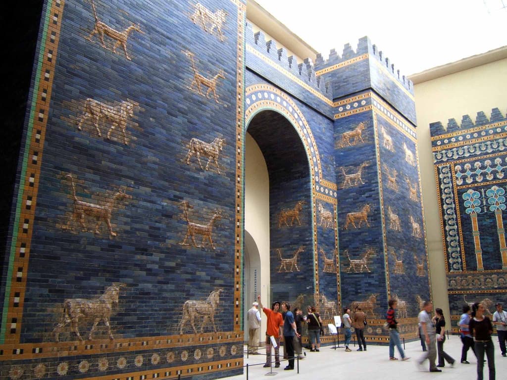 Ishtar Gate — Iraq castle