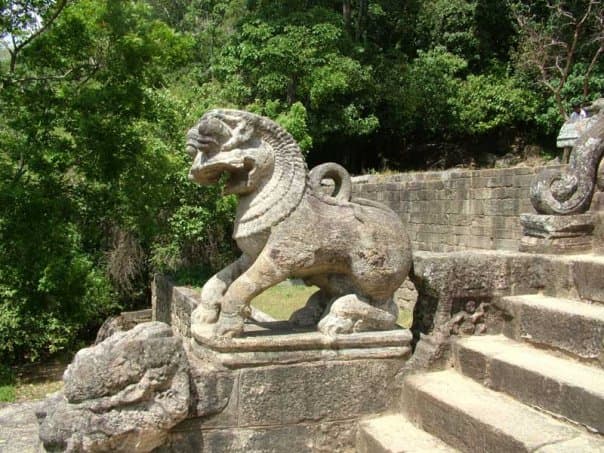 Yapahuwa — Sri Lanka castle