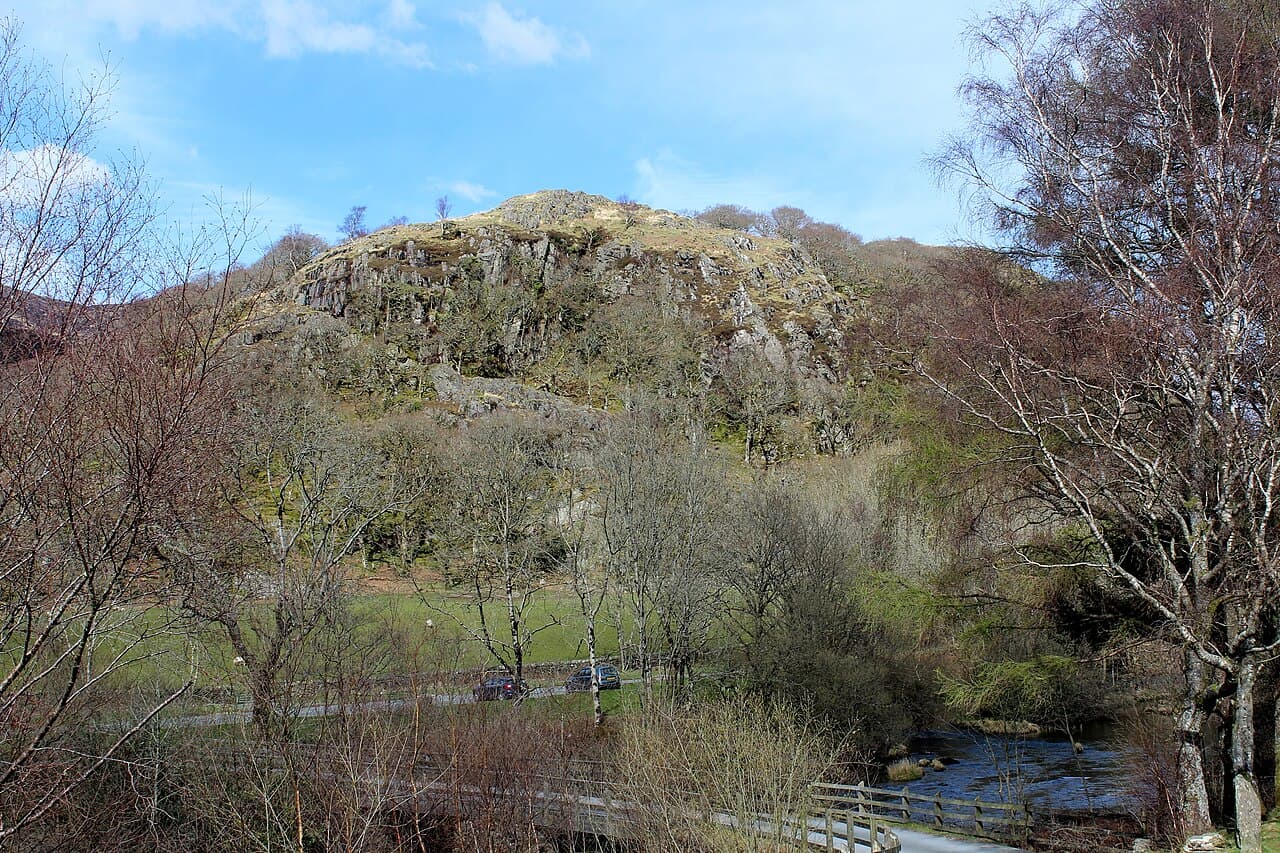 Dinas Emrys — United Kingdom castle