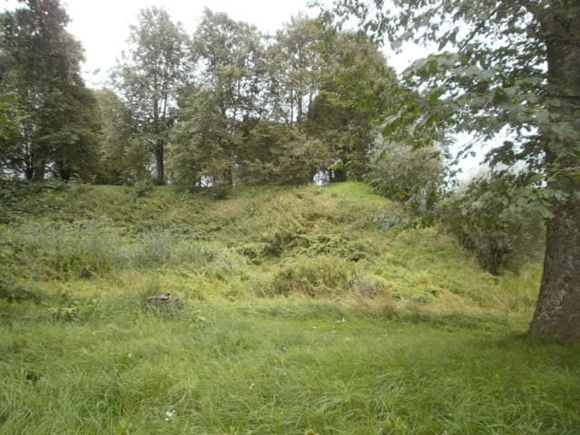 Salacgriva Castle Ruins — Latvia castle