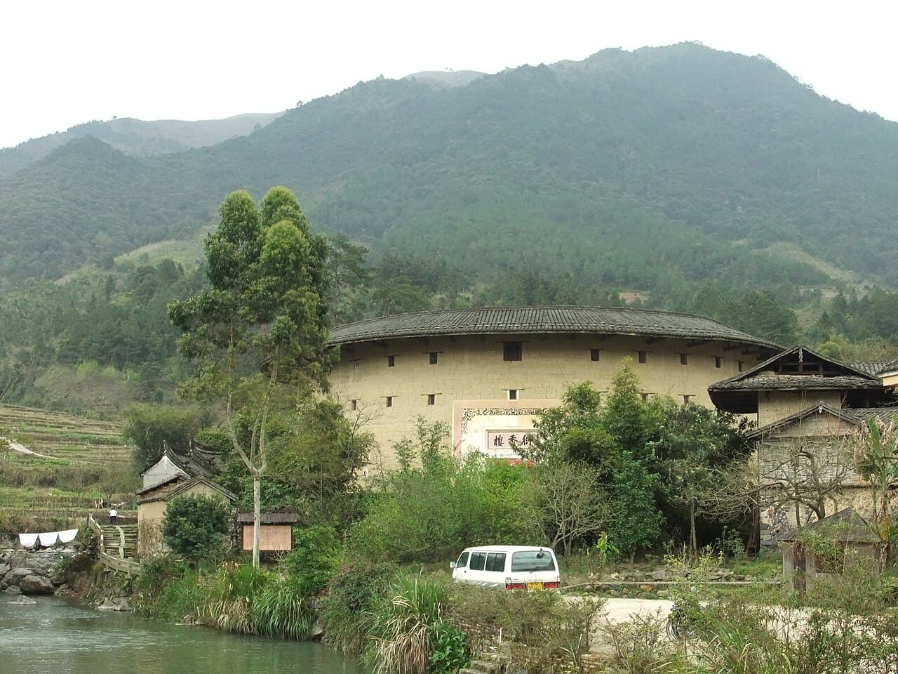 Yanxiang Lou — China castle