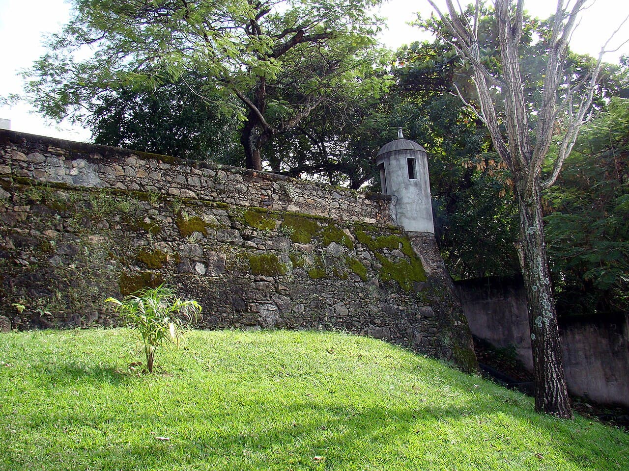 Fortim de Caetano Madeira — Brazil castle