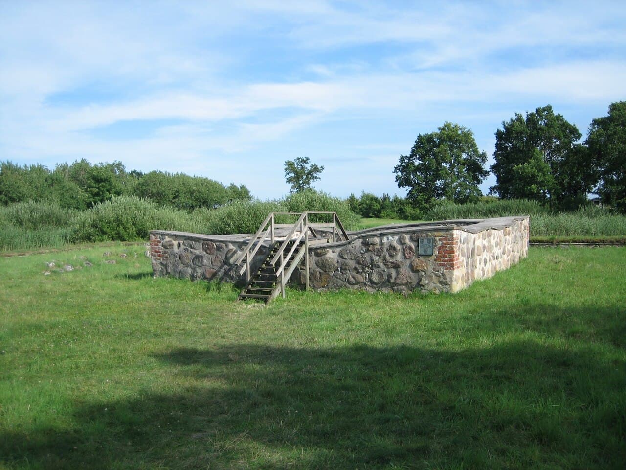 Falsterbohus Castle Ruins — Sweden castle