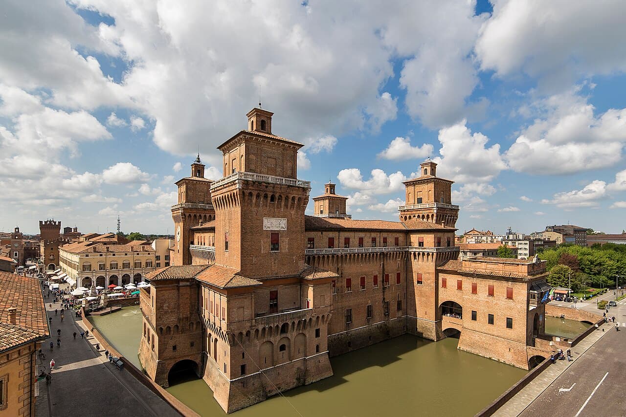 Castello Estense — Italy castle
