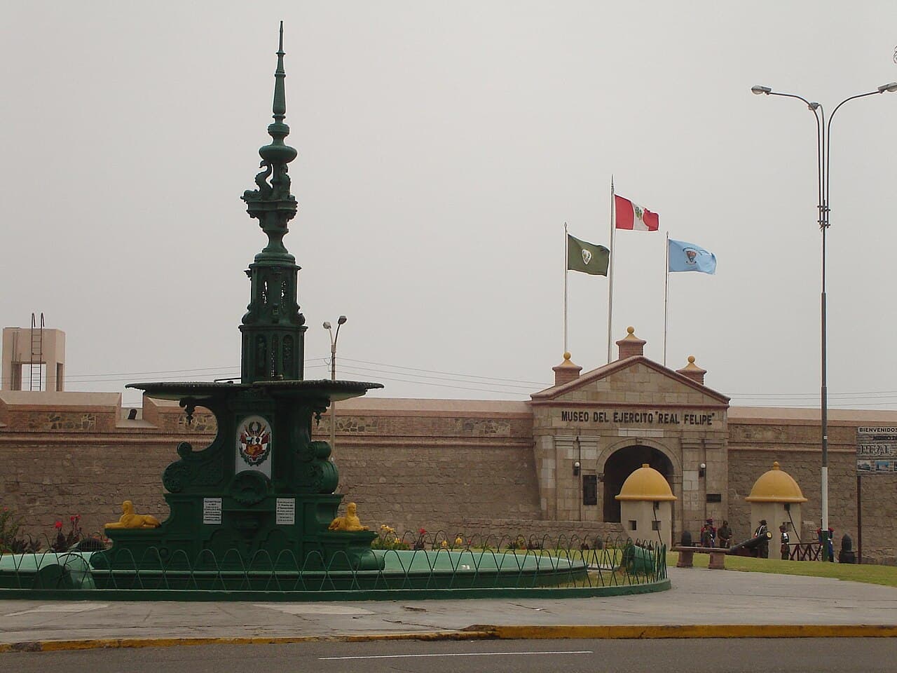 Real Felipe Fortress — Peru castle
