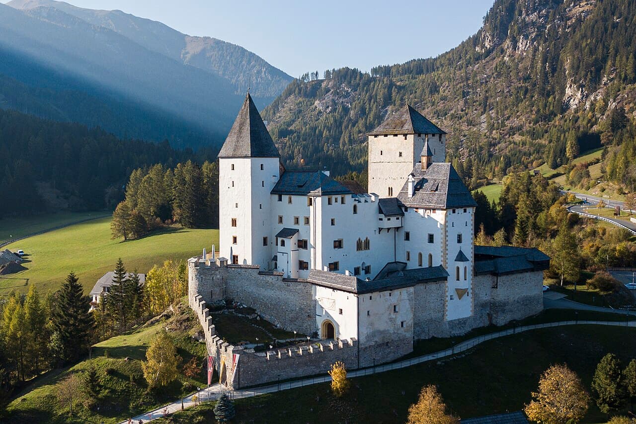 Burg Mauterndorf — Austria castle