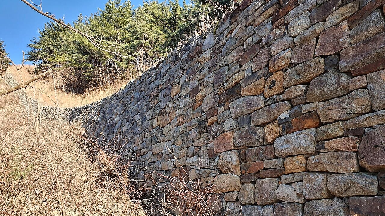Changnyeong Mokmasanseong Fortress — South Korea castle