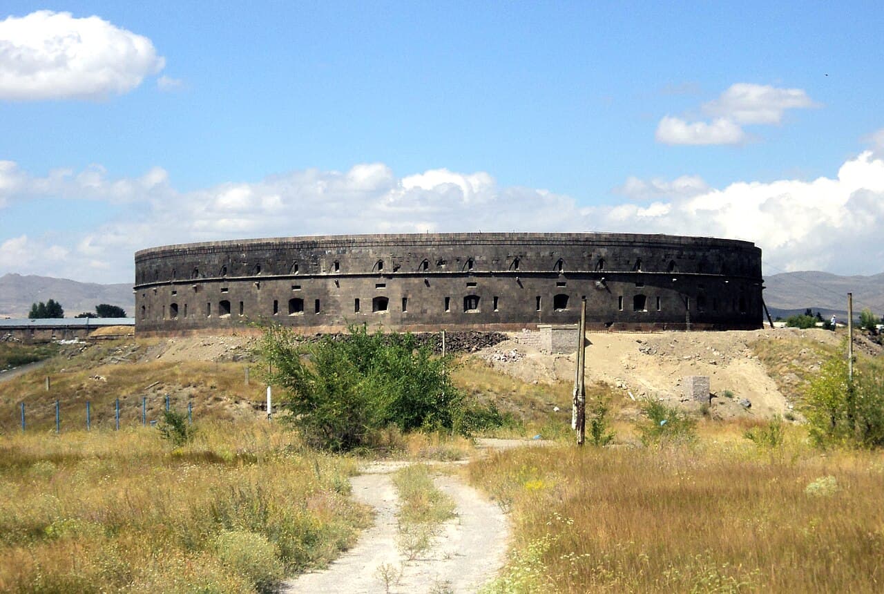 Sev Berd — Armenia castle