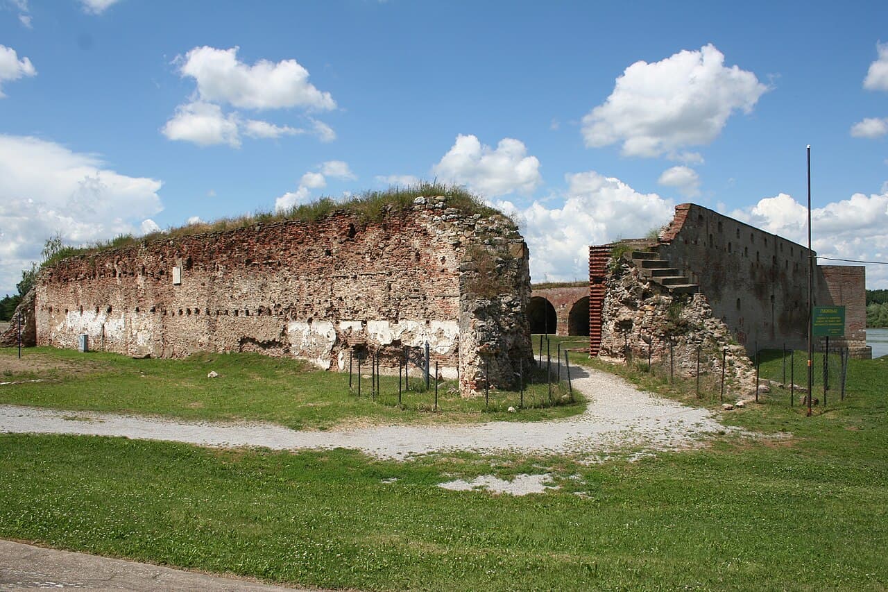 Šabac Fortress — Serbia castle