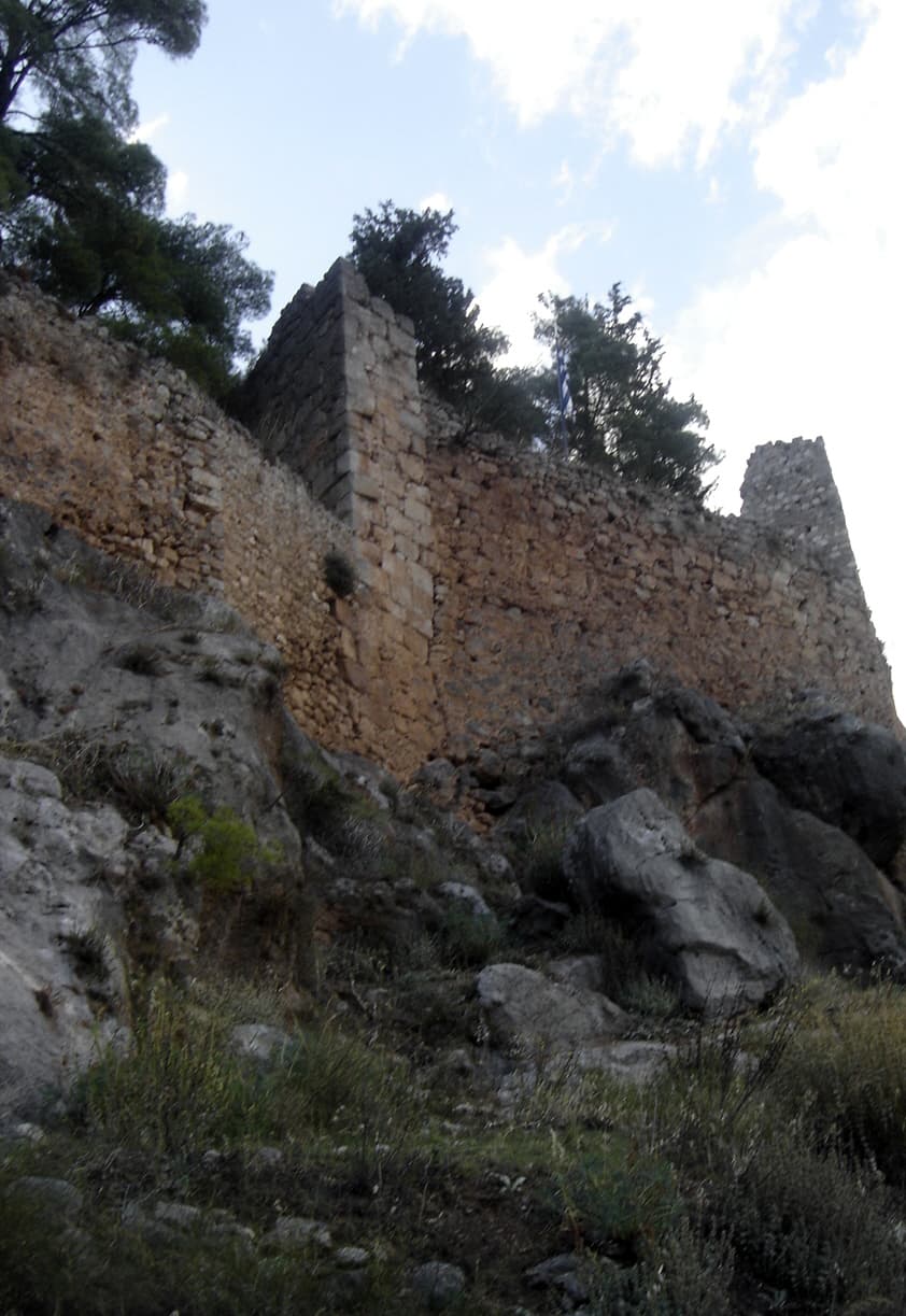 Castle of Salona — Greece castle