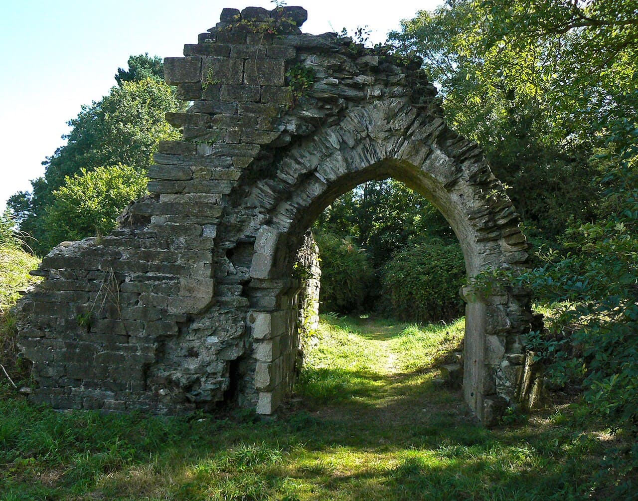 Château de Joyeuse Garde — France castle