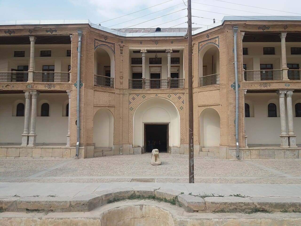 Dezak Castle — Iran castle