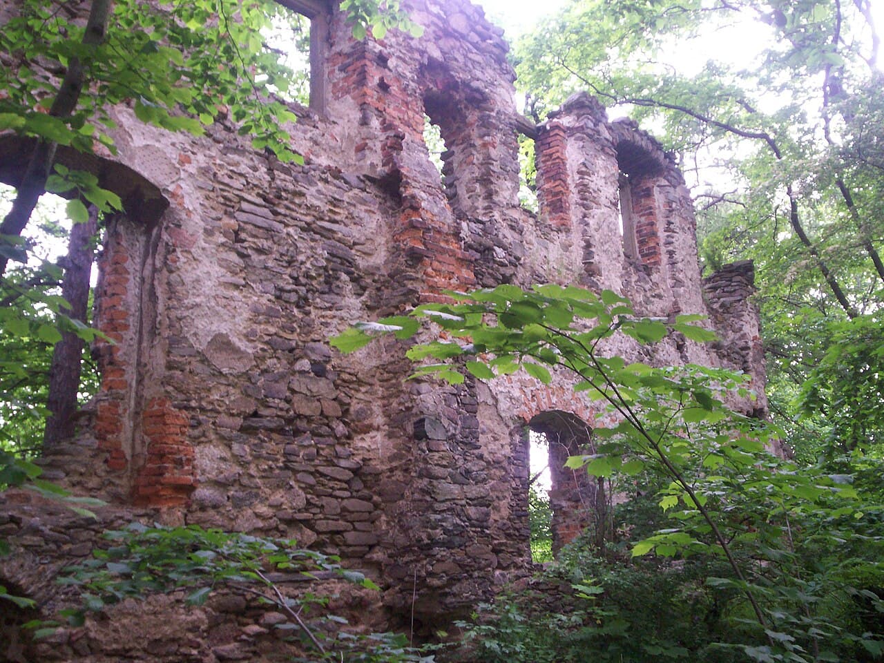 Rybnica — Poland castle