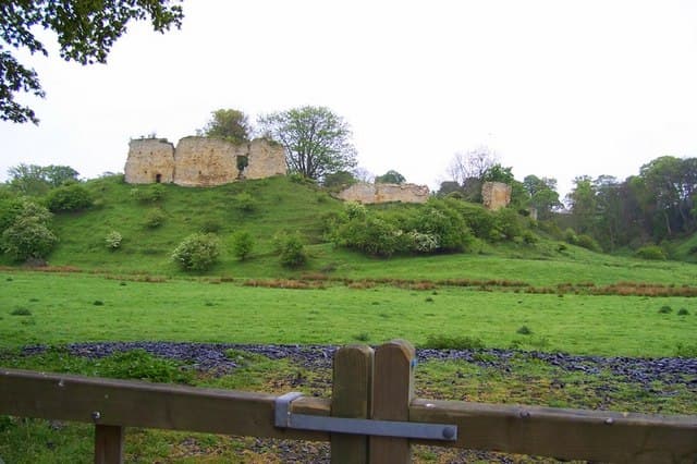 Mitford Castle — United Kingdom castle