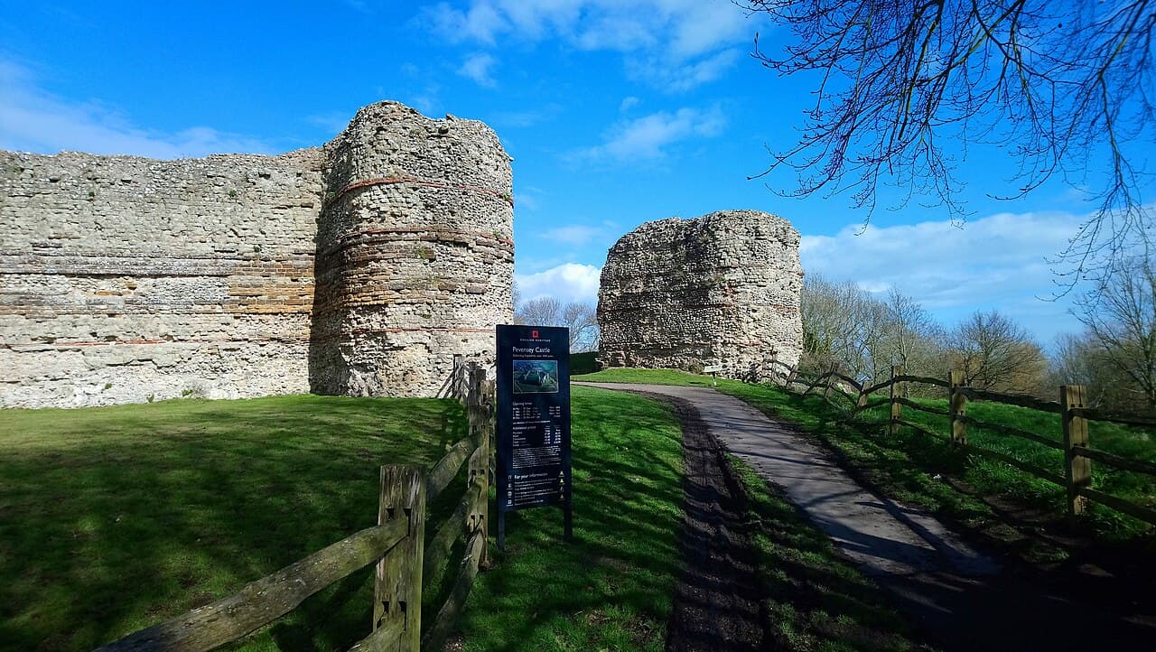 Pevensey Castle — United Kingdom castle