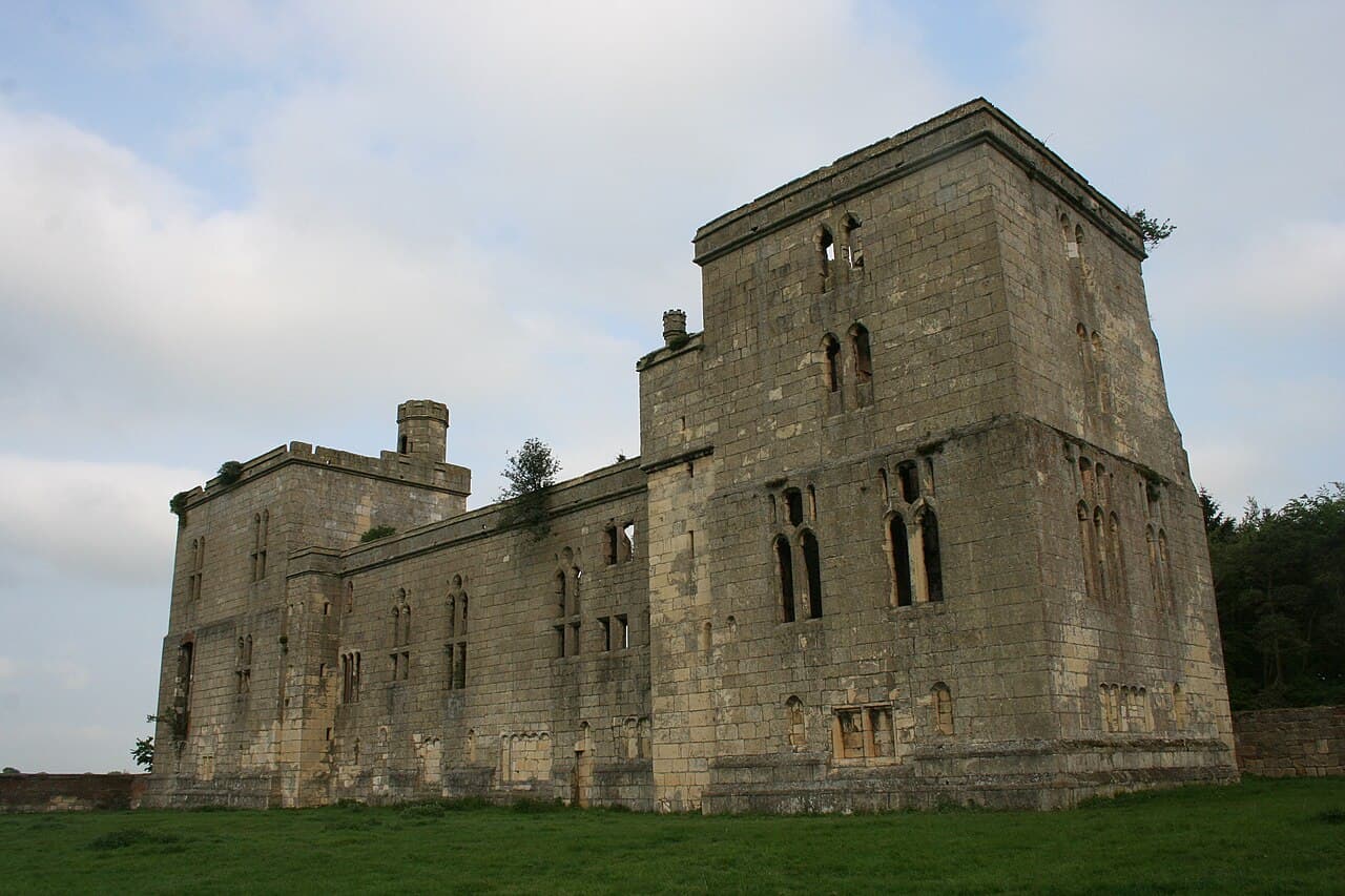 Wressle Castle — United Kingdom castle
