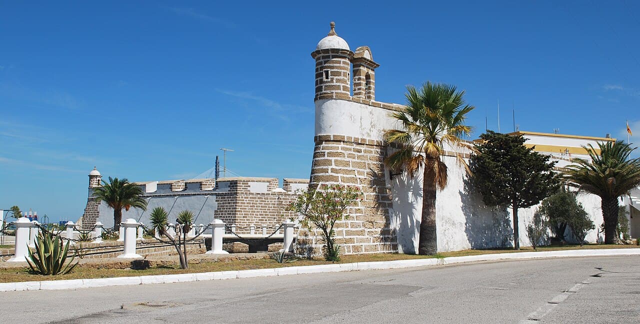 San Lorenzo del Puntal Fortress — Spain castle