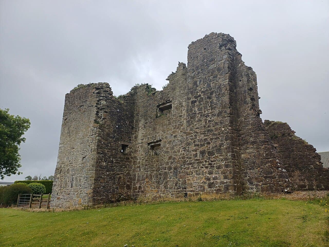 Crevenish Castle — United Kingdom castle