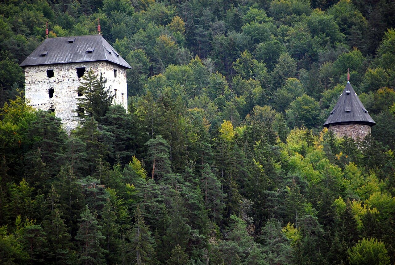 Ruine Weissenegg — Austria castle