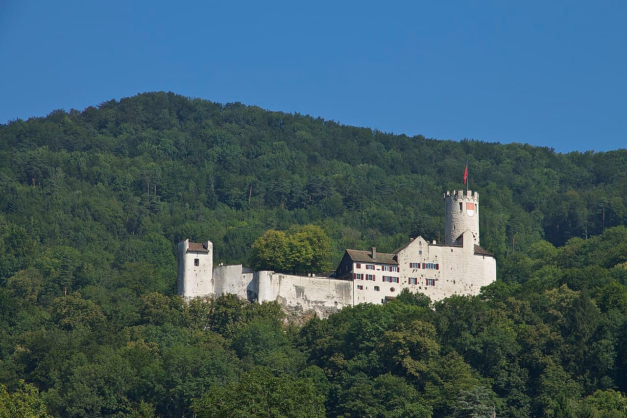 Neu Bechburg — Switzerland castle