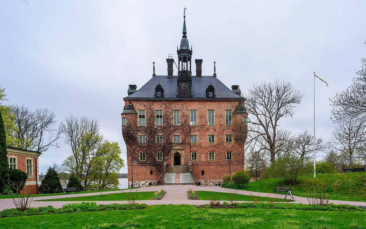Wik Castle — Sweden castle