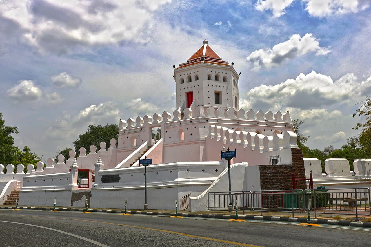 Phra Sumen Fort — Thailand castle