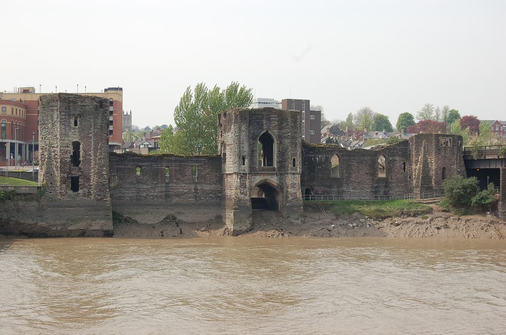 Newport Castle — United Kingdom castle