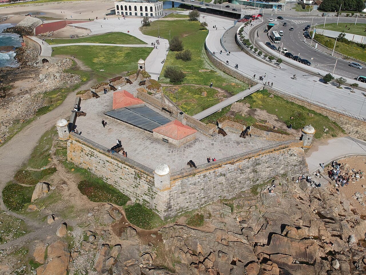Fort of São Francisco do Queijo — Portugal castle