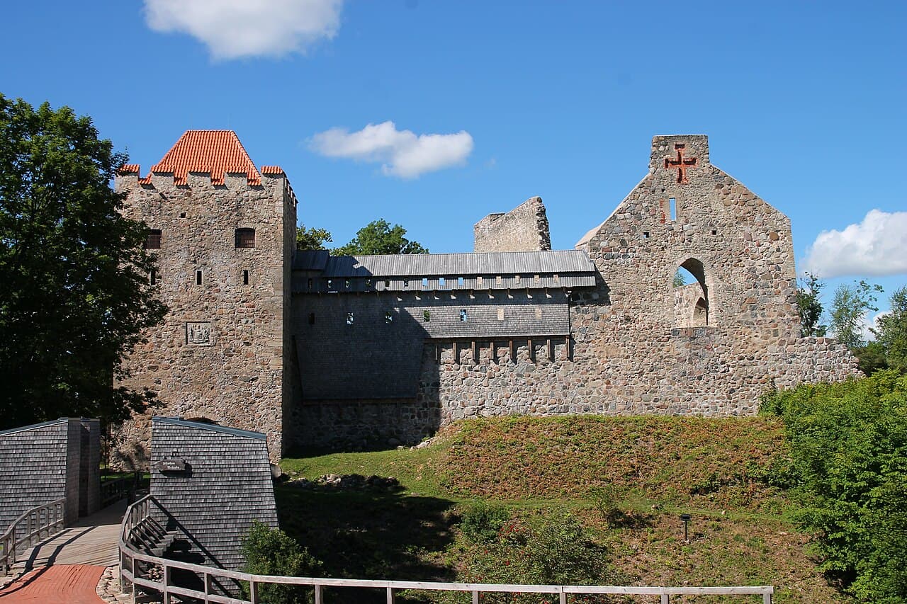 Sigulda — Latvia castle
