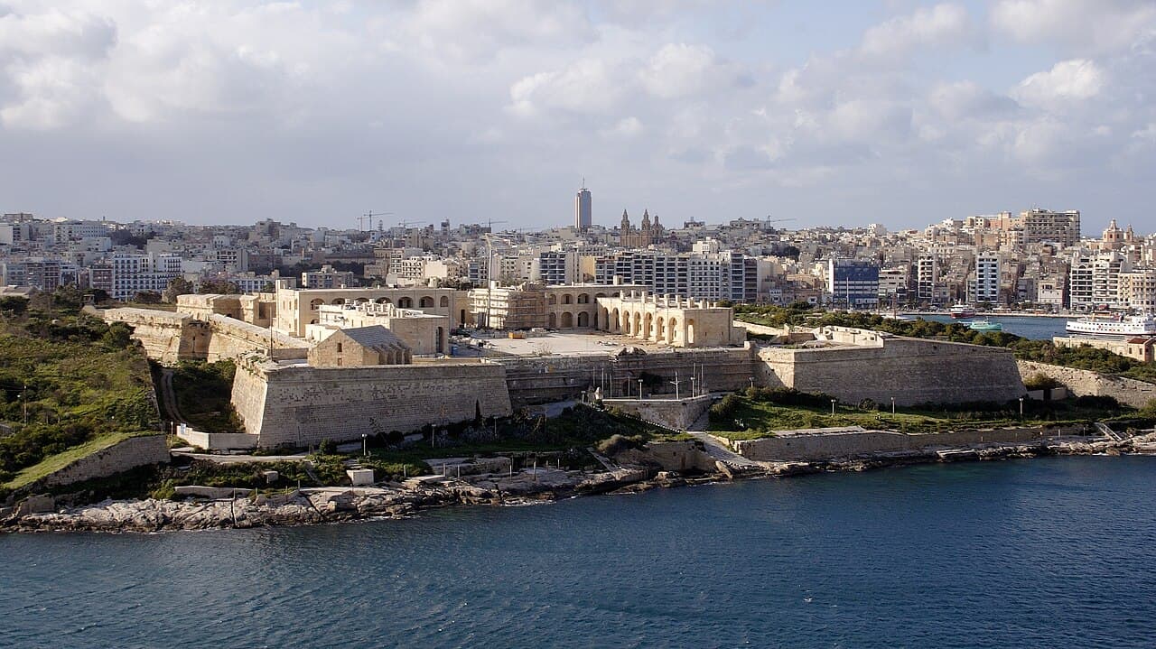 Fort Manoel — Malta castle