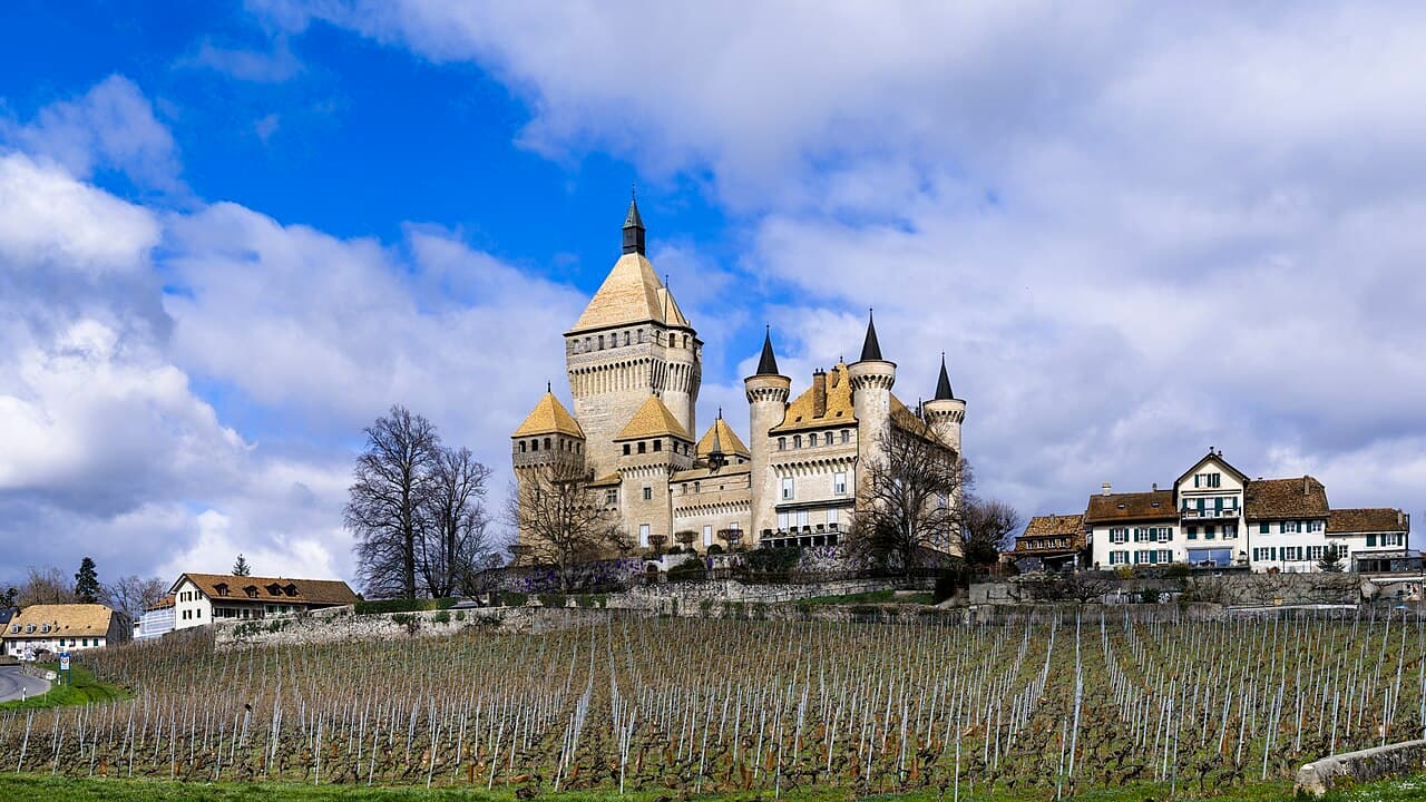 Vufflens Castle — Switzerland castle