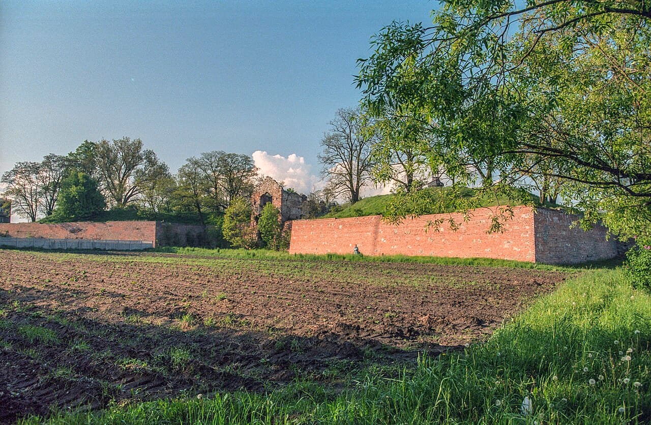 Danków — Poland castle
