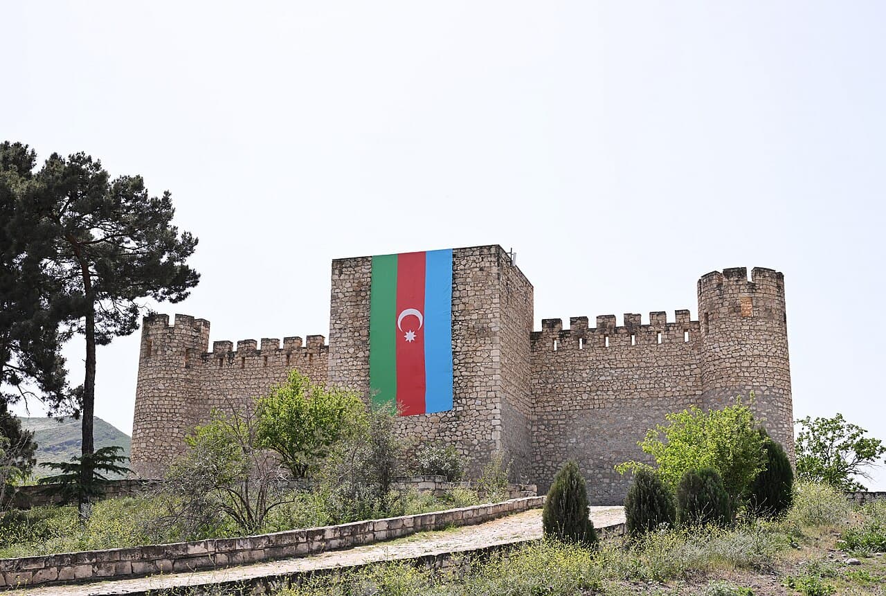 Shahbulag Castle — Azerbaijan castle