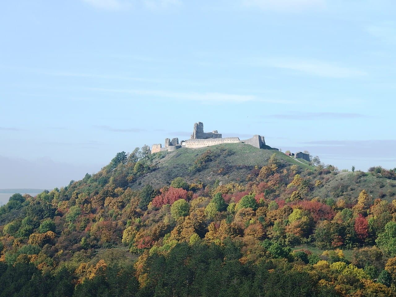 Branc Castle Ruins — Slovakia castle